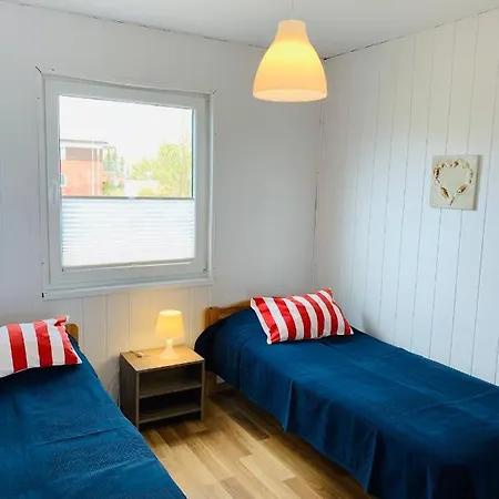 Bursztyn Ii W Sarbinowie Blisko Morza * Sarbinowo