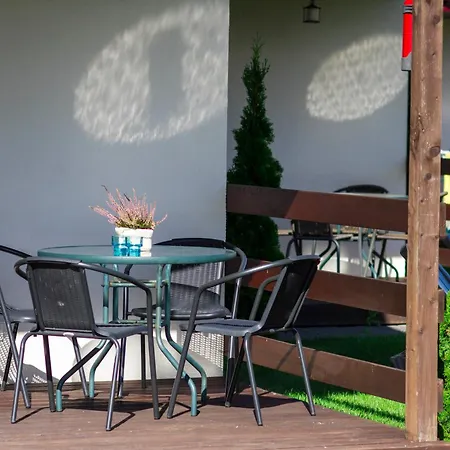 Bursztyn Ii W Sarbinowie Blisko Morza Sarbinowo