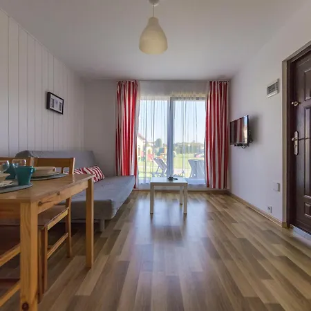 Bursztyn II Domki Apartamenty Pokoje W Sarbinowie Blisko Morza Lodge Sarbinowo