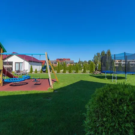 Bursztyn II Domki Apartamenty Pokoje W Sarbinowie Blisko Morza Lodge *