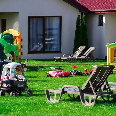 Bursztyn Ii W Sarbinowie Blisko Morza Sarbinowo