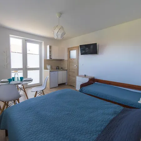 Lodge Bursztyn II Domki Apartamenty Pokoje W Sarbinowie Blisko Morza