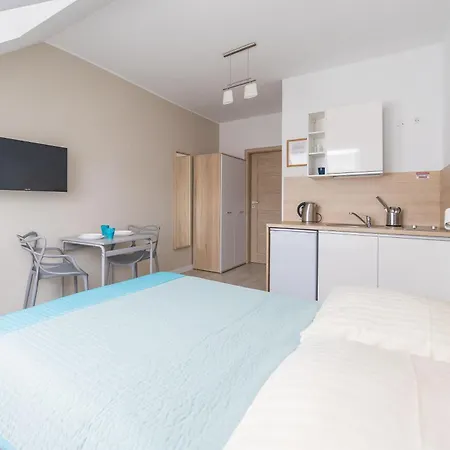 Bursztyn II Domki Apartamenty Pokoje W Sarbinowie Blisko Morza
