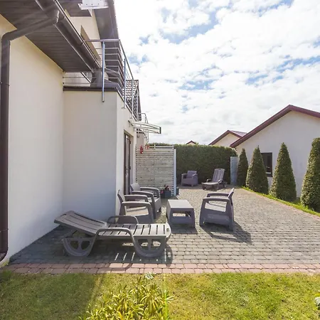 Bursztyn II Domki Apartamenty Pokoje W Sarbinowie Blisko Morza