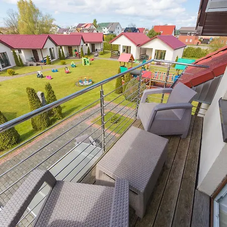 Lodge Bursztyn II Domki Apartamenty Pokoje W Sarbinowie Blisko Morza Sarbinowo