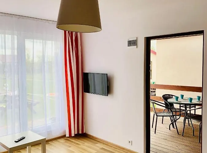 Lodge Bursztyn Ii W Sarbinowie Blisko Morza Sarbinowo