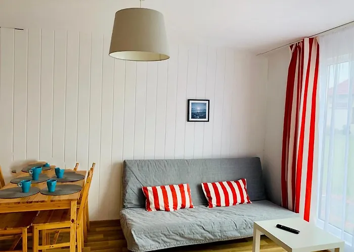 Bursztyn Ii W Sarbinowie Blisko Morza Lodge *