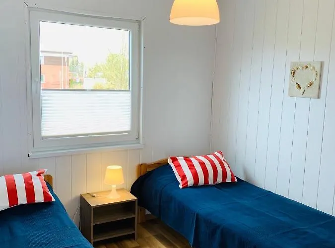 Bursztyn Ii W Sarbinowie Blisko Morza * Sarbinowo