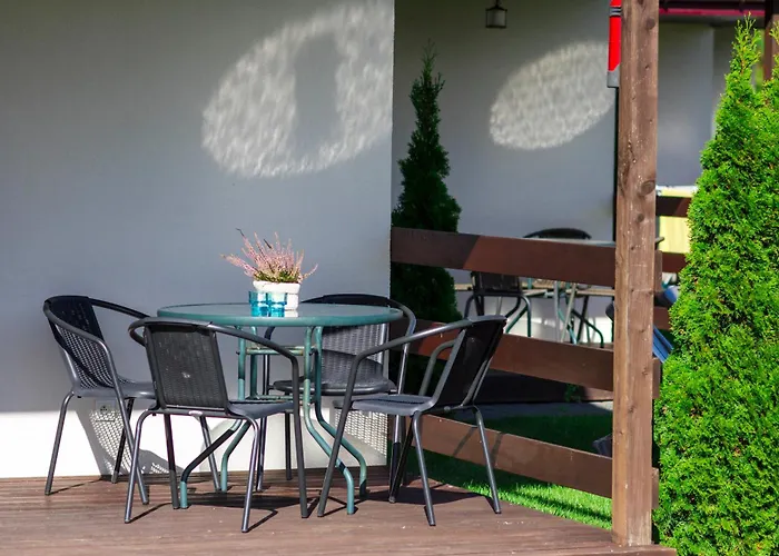 Bursztyn Ii W Sarbinowie Blisko Morza Sarbinowo