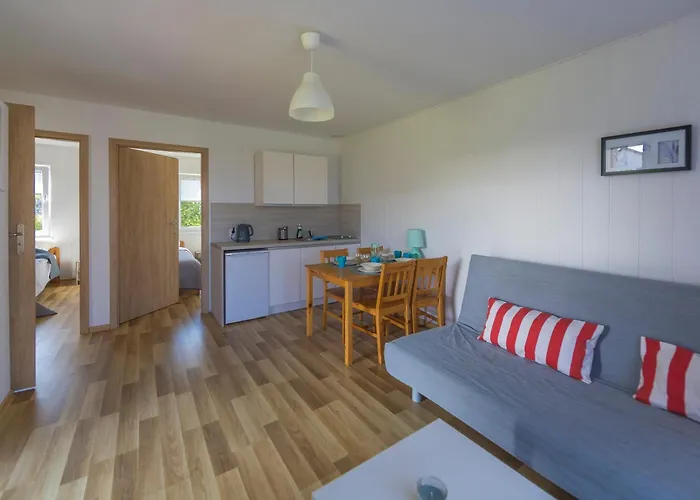 Bursztyn Ii W Sarbinowie Blisko Morza * Sarbinowo