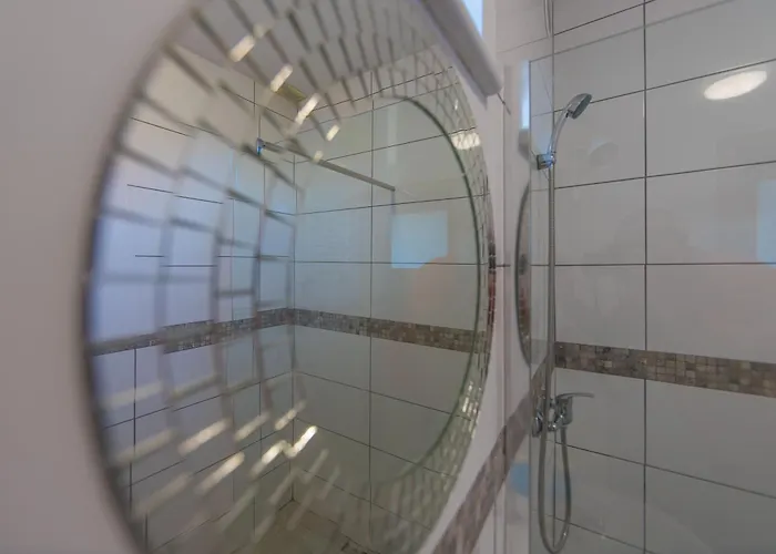 Bursztyn Ii W Sarbinowie Blisko Morza *