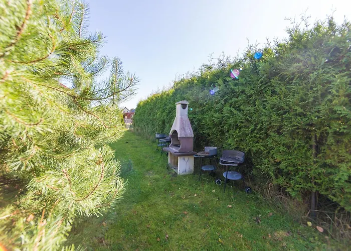 Bursztyn Ii W Sarbinowie Blisko Morza